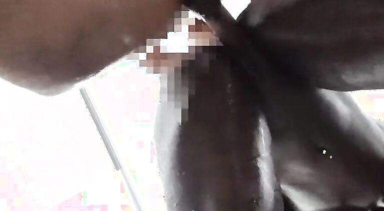 PRETA GOSTOSA TOMOU LEITINHO NA CARA