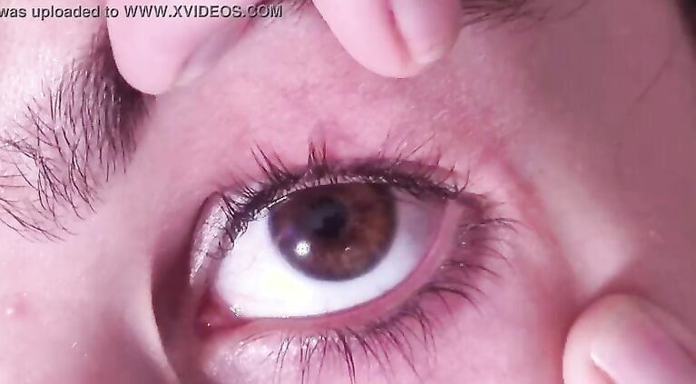 Cum dumpster gets a full cumshot into her open eye | talking