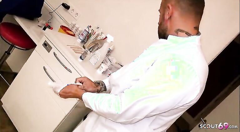 German Curvy Pregnant Teen - Cheating Fuck by Doctor at Gyno Exam