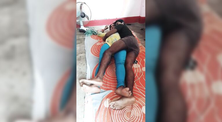 APNE WIFE KE SATH HAMNE KHUB ROMAINCE KIYA DINE ME