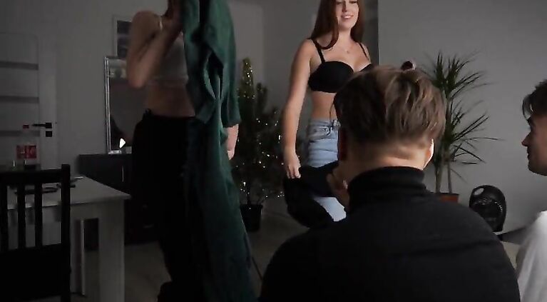 Slut sisters swapped boyfriends and sucked dicks