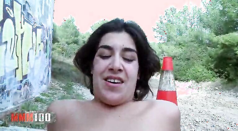 Fucking and Squirting for Eve Silver's first porn video