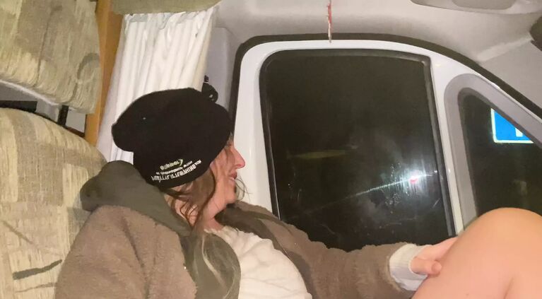 Cracky gets her nasty pussy out for a lift home