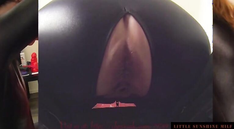 Simultaneously Orgasm at Glory Hole with Cum in Mouth 3 Cams