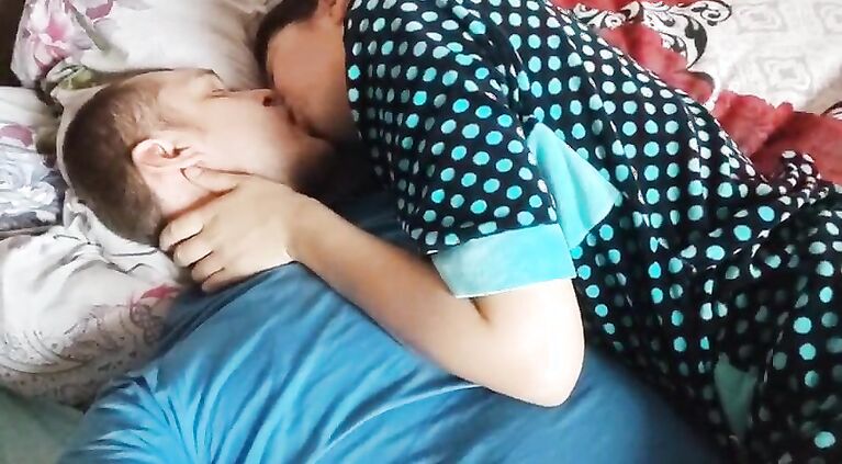 Wanted caresses, aroused her husband's cock and sucked it with cum in her mouth