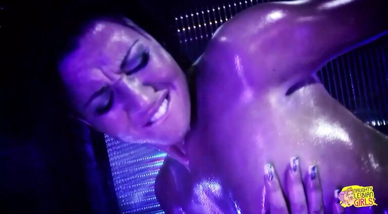 A strip show goes so well that it ends in lesbian dildo sex on stage