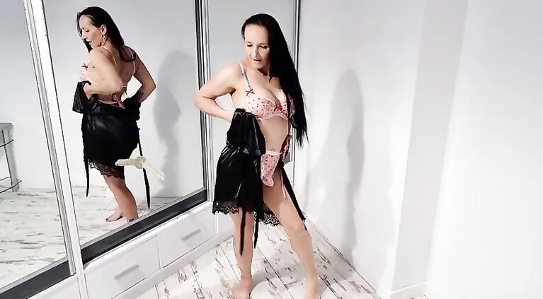Fun in the mirror room