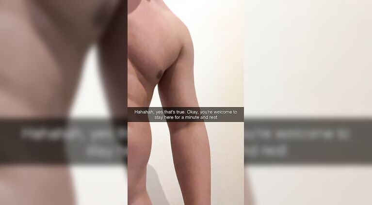 Boyfriend cheats on his 18 year old girlfriend on Snapchat while on vacation with her best friend