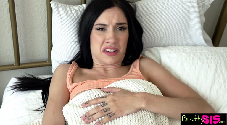 Hot Stepsis Jazmin Luv Gets Caught Masturbating With Stepbro’s Toothbrush S19:E3
